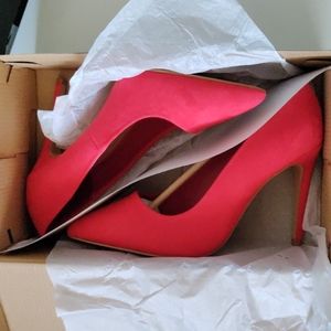 Shoedazzle Gisselle pumps, red faux suede, size 8M.